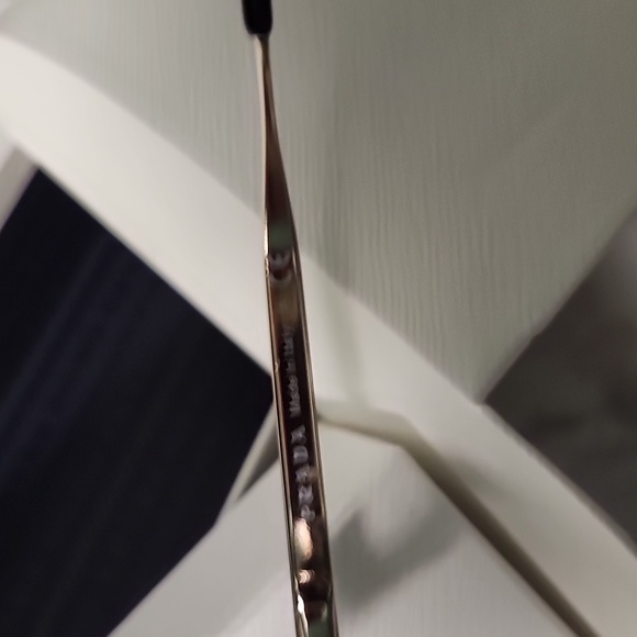Prada sunglasses - Picture 4 of 4